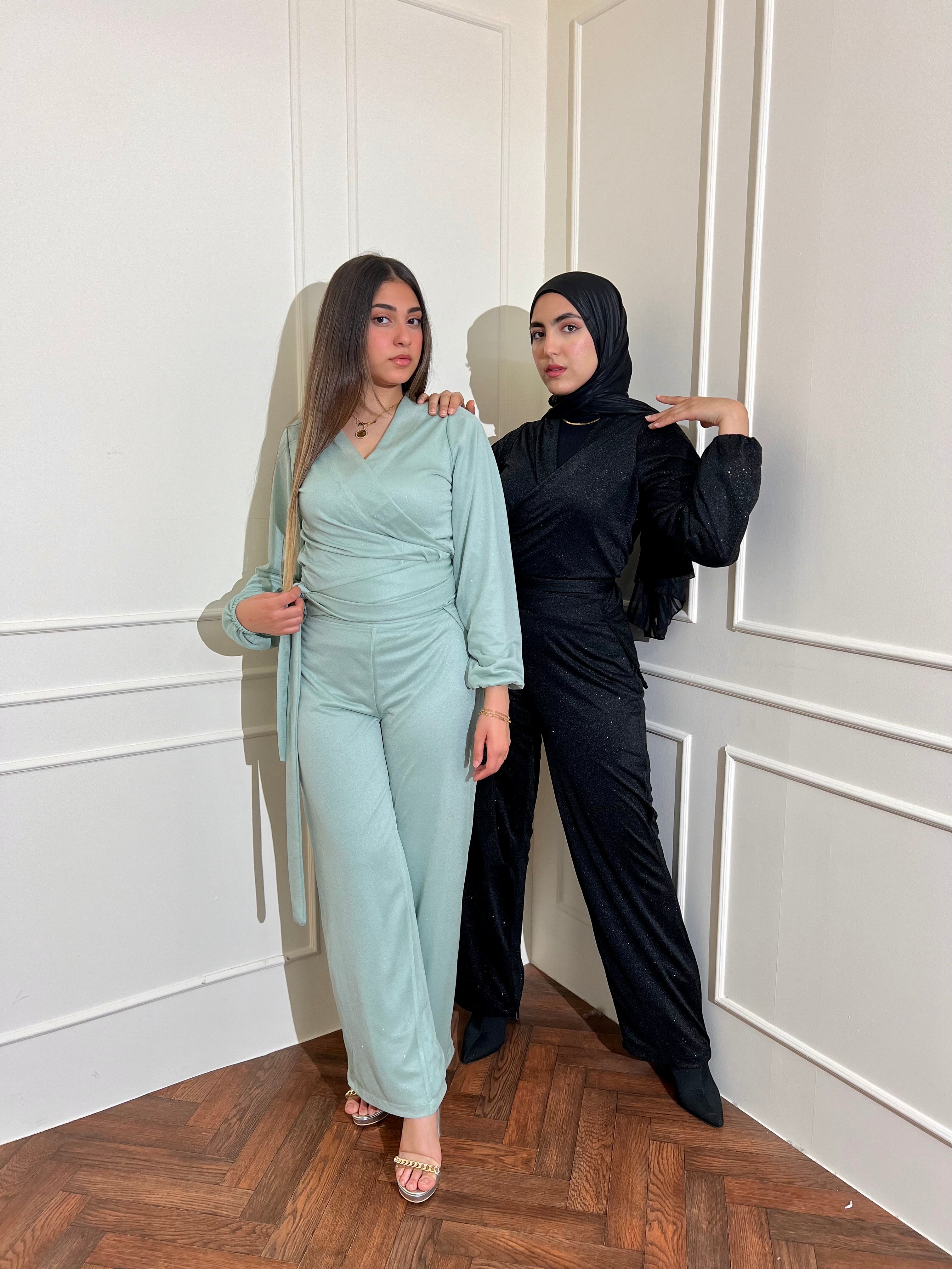 Midnight glamour set in mint green