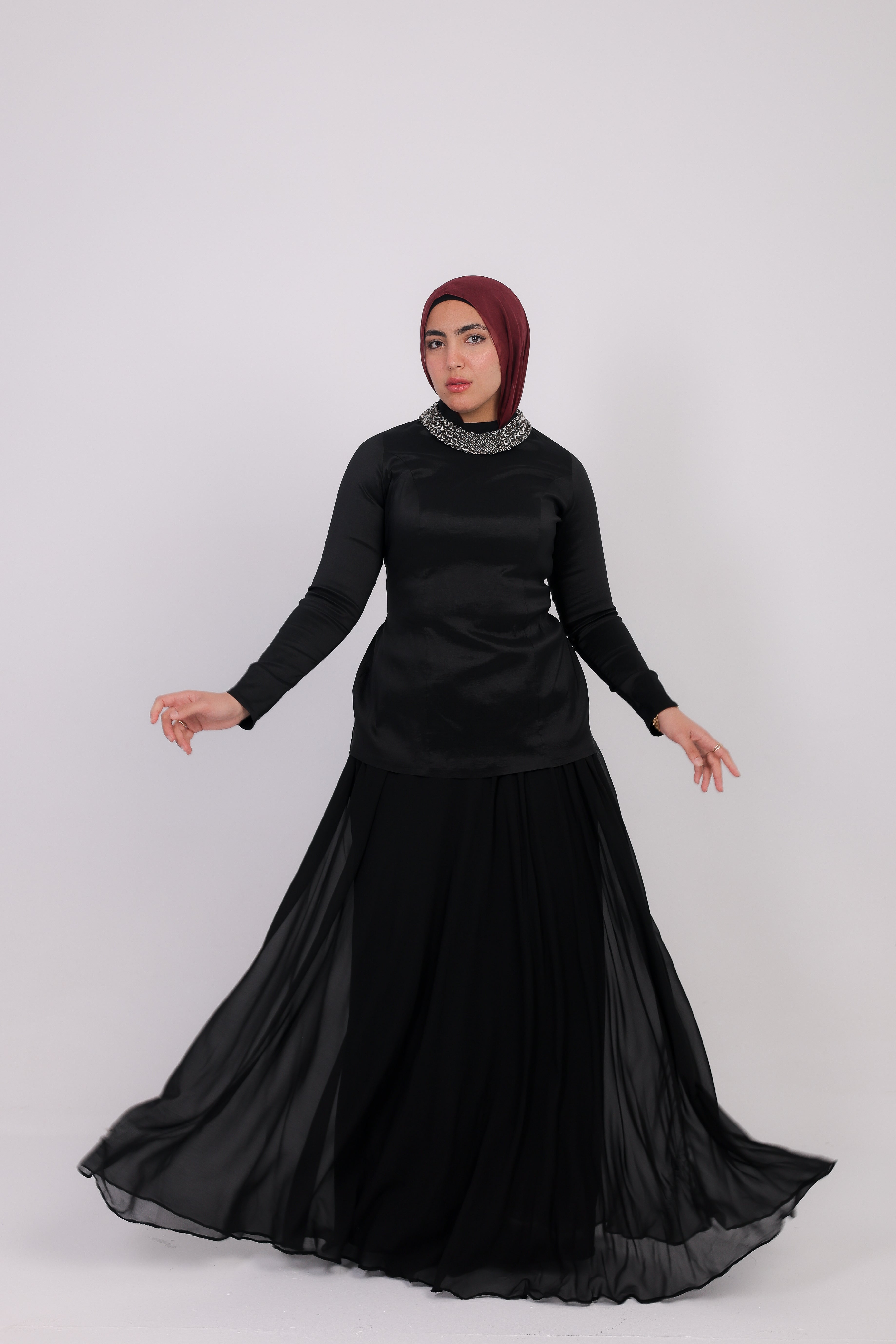 Nova taffeta dress in black