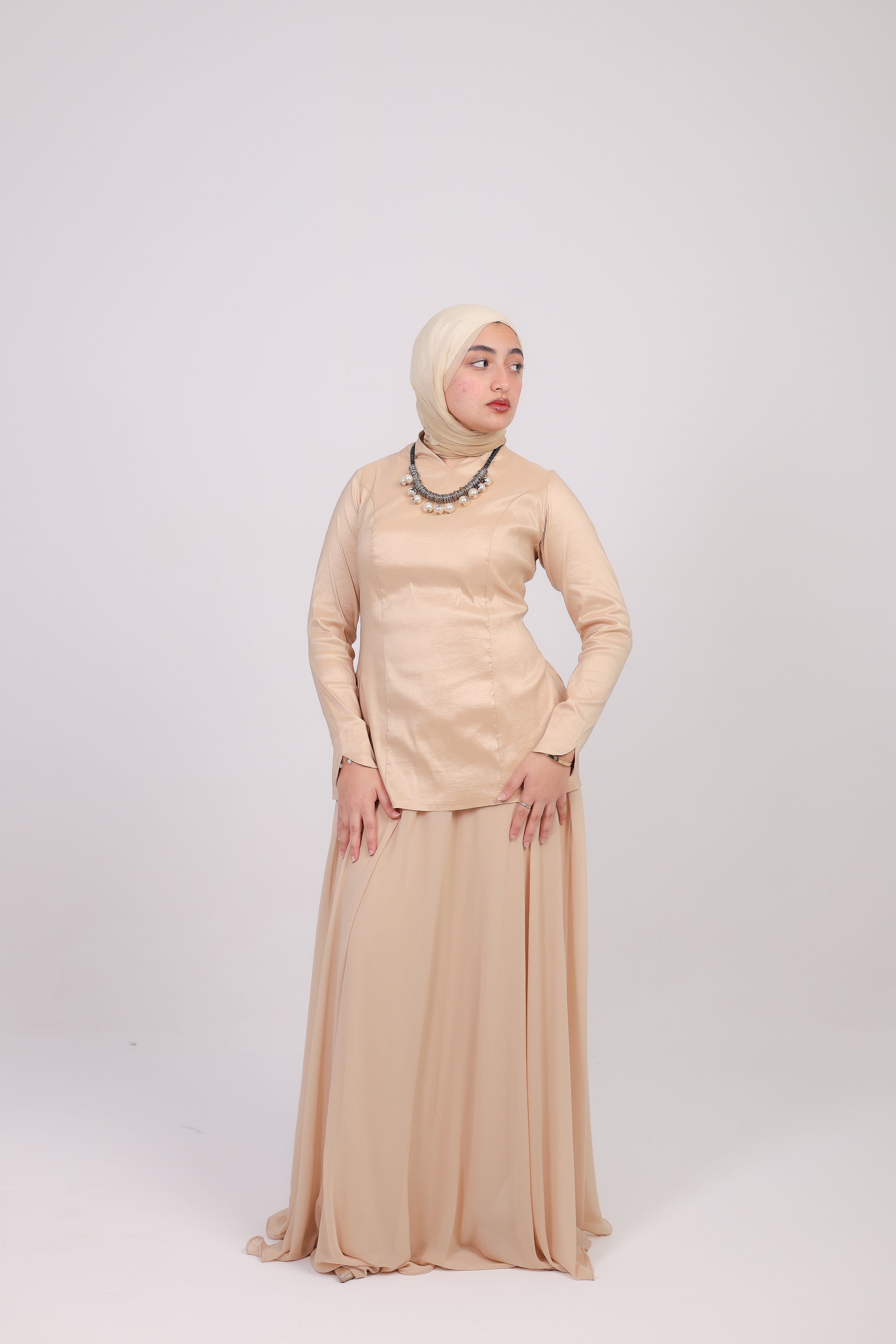 Nova dress in gold