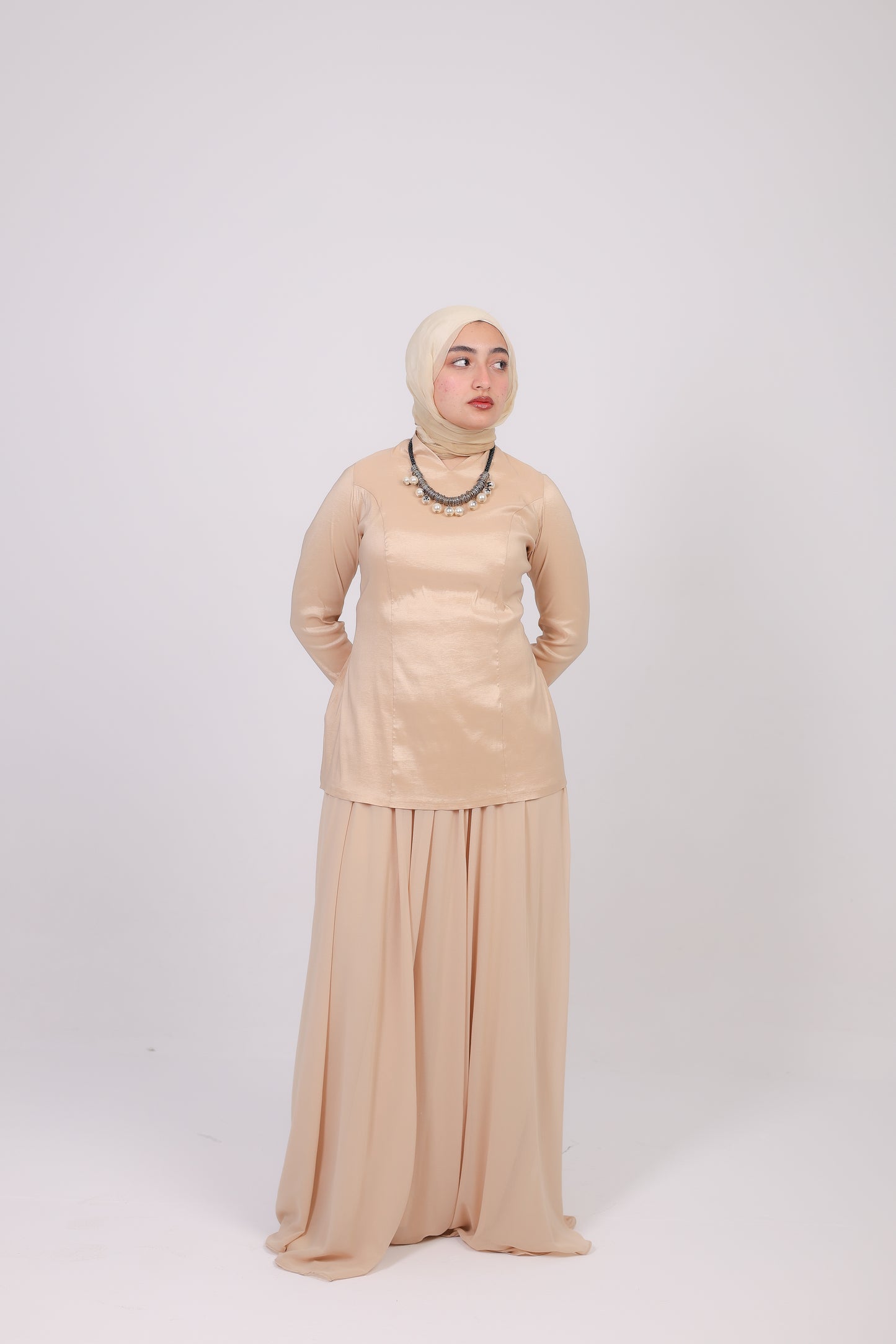 Nova dress in gold
