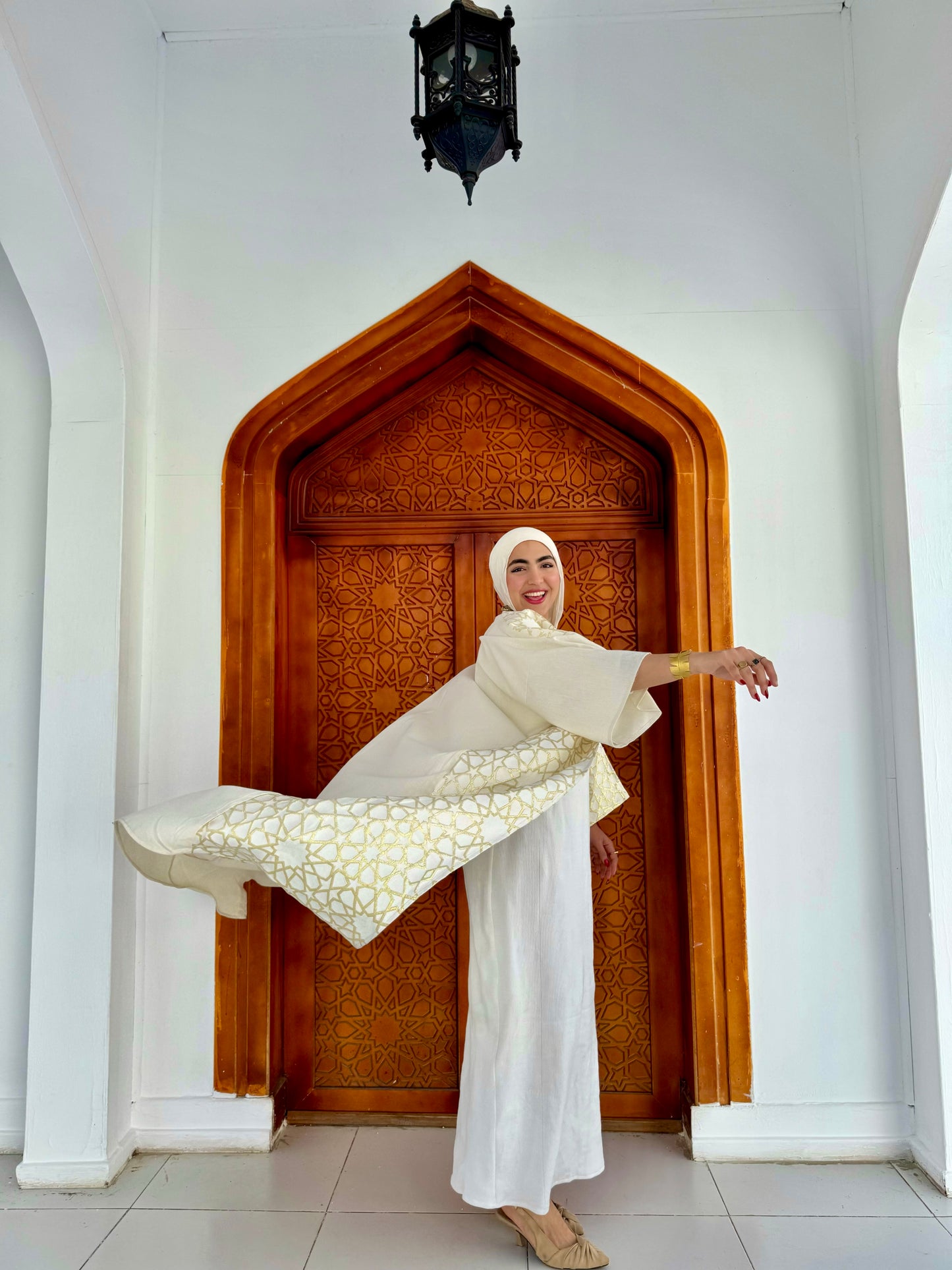 Hussein Abaya