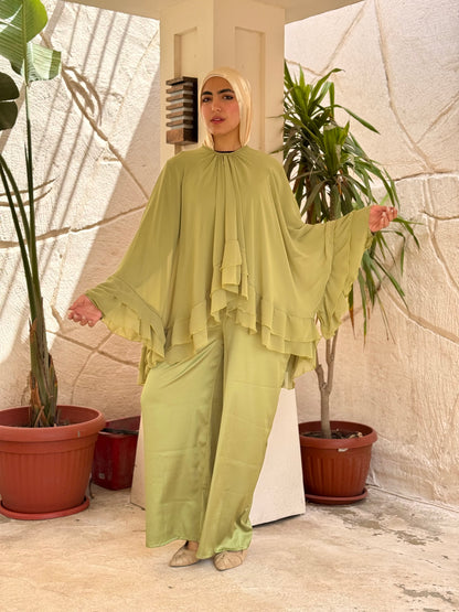 Raffyelo jumbsuit in pistachio