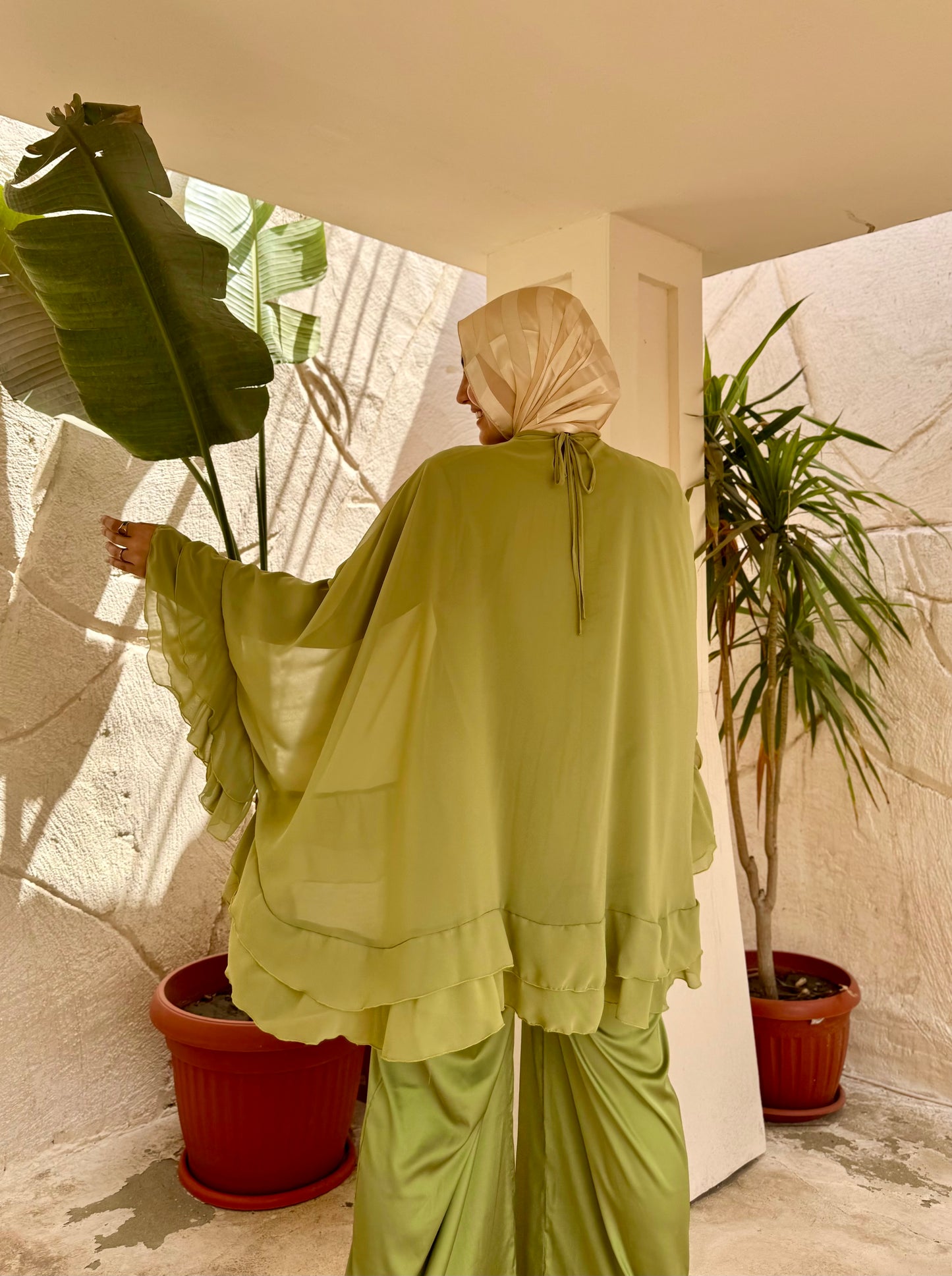 Raffyelo jumbsuit in pistachio